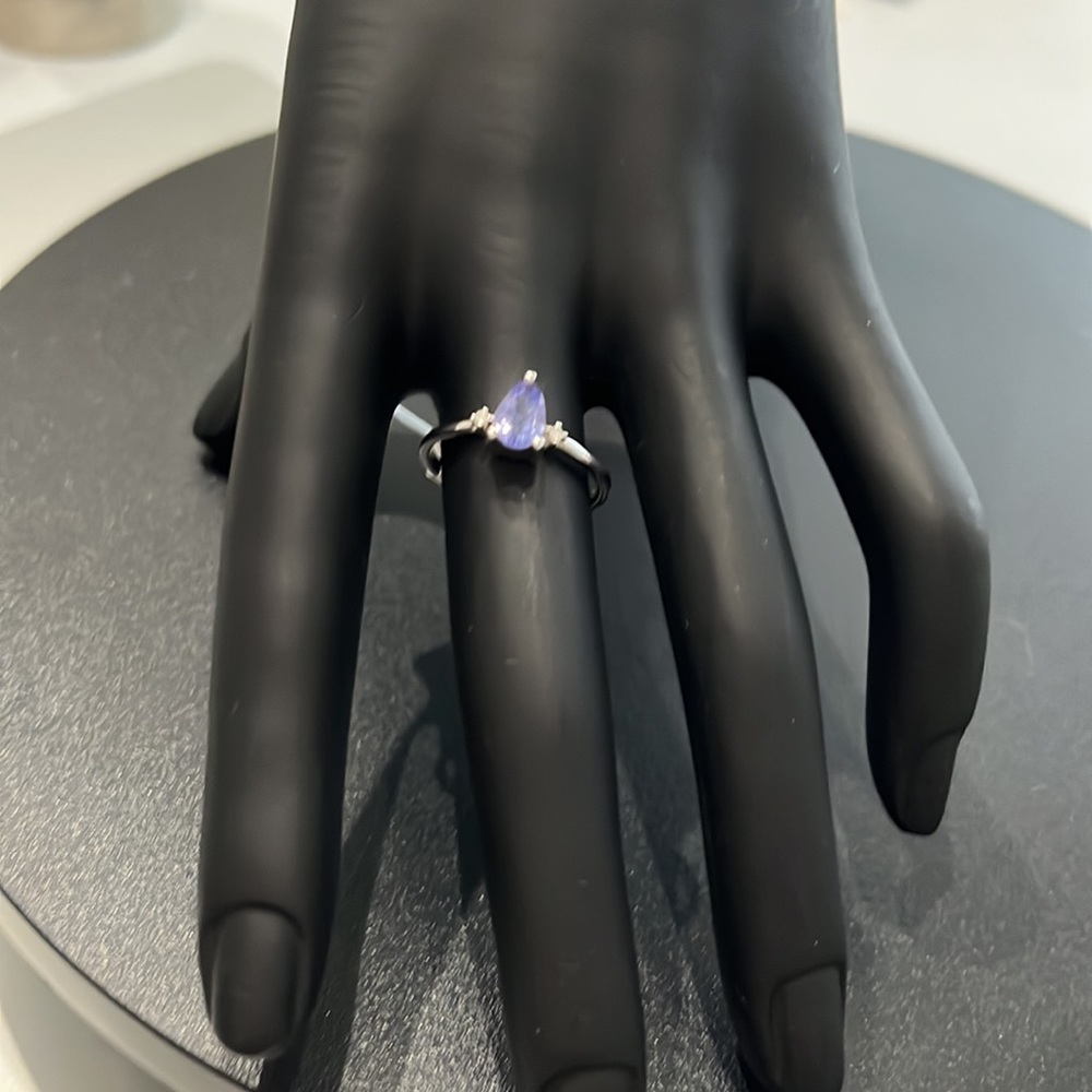 Vintage Tanzanite ring
